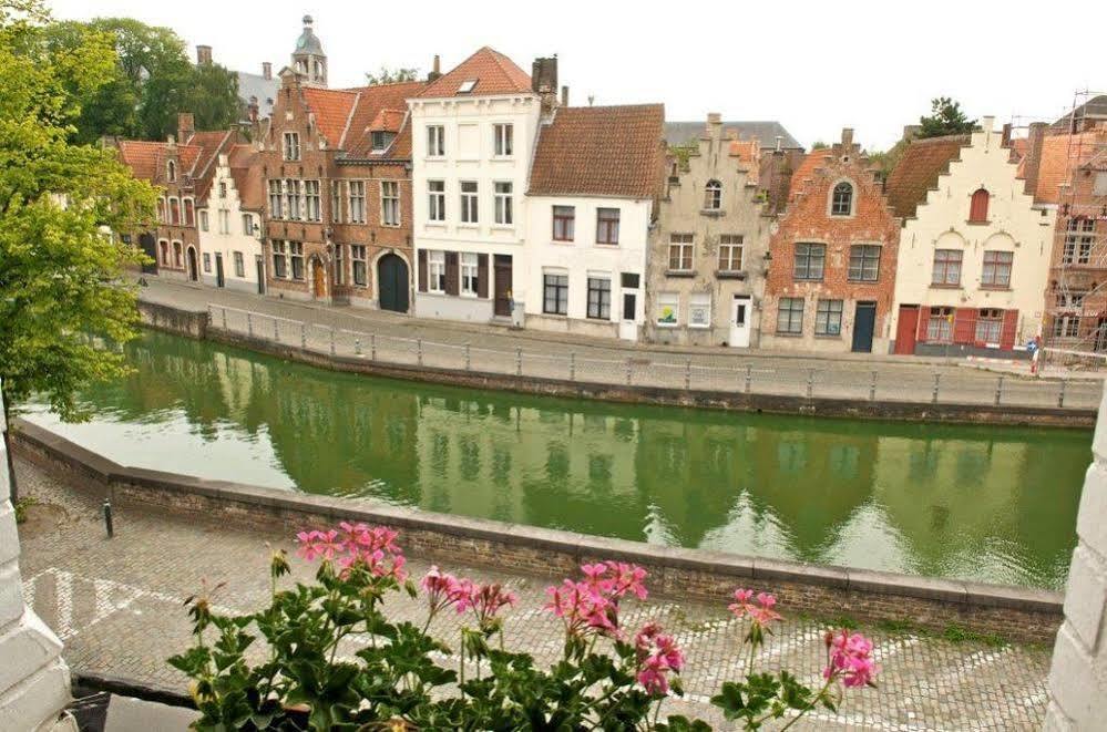 Hotel Ter Duinen Brugge Bagian luar foto